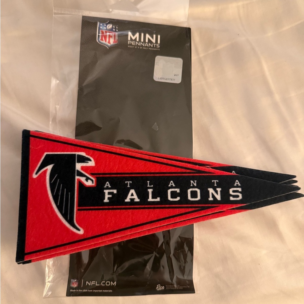 Pack of 7 Atlanta Falcons Mini Pennants